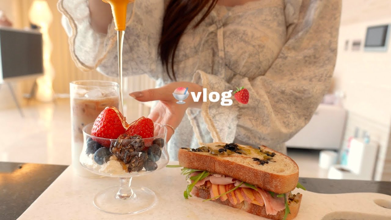 vlog | 🍔 새해 행운버거 먹고 뜨끈한 조개 칼국수 🍜 소소한 요즘 근황, 도시락으로 게살 덮밥, 마파 두부 만들고 고양이들과 평온하게 보낸 자취생 겨울 일상