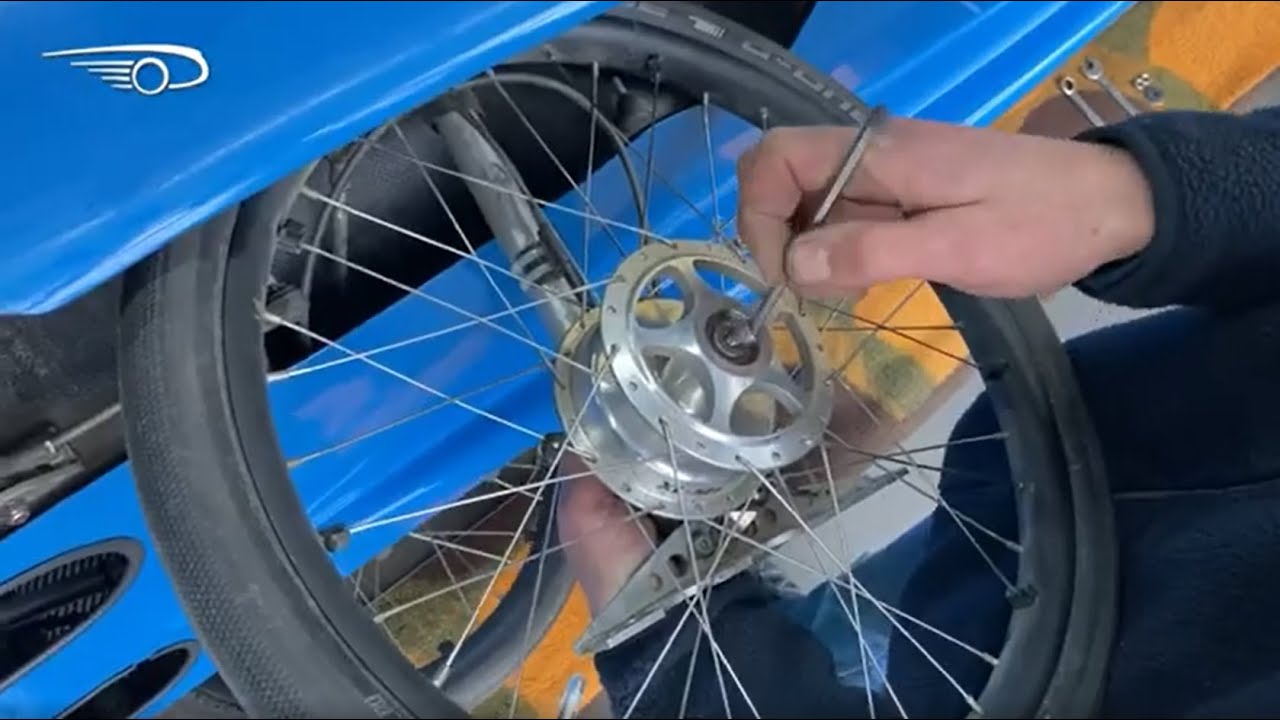 How to take out a front strut from your velomobile