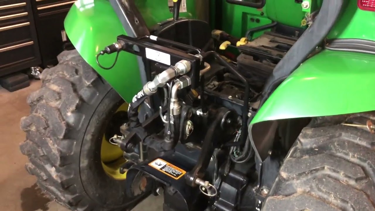Установка комплекта Power Beyond для трактора John Deere
