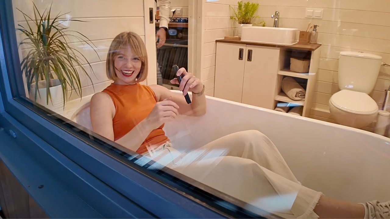 Tinyhouse 2024 Mini House mit Badewanne Eco Tinyhouse aus Transilvanien