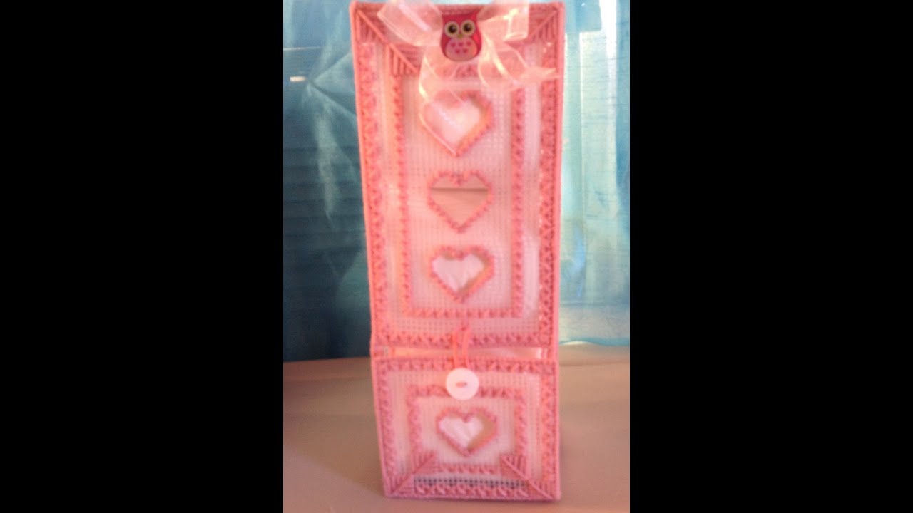 DIY Bath Paper Holder plastic canvas
