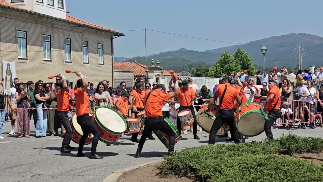 GRUPO DE BOMBOS STº ANDRÉ-FREIXO DE CIMA - AMARANTE NAS FESTAS EM HONRA DE SANTA MARTA - PORTUZELO