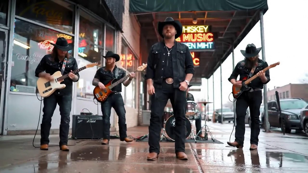 Country Rock Vibes – Freedom Wind & Dust Trails Inspired by Whiskey Myers