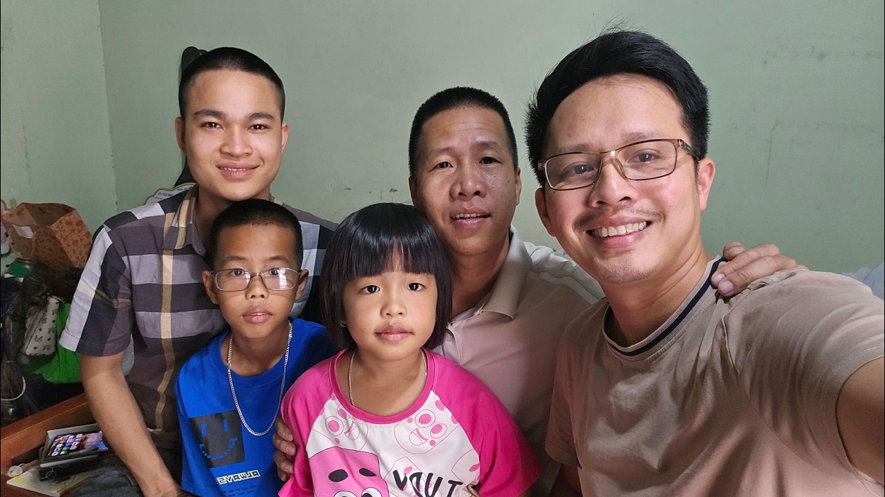 Đầu năm mới Cu Nhỏ vào Đà Nẵng chơi Tết.