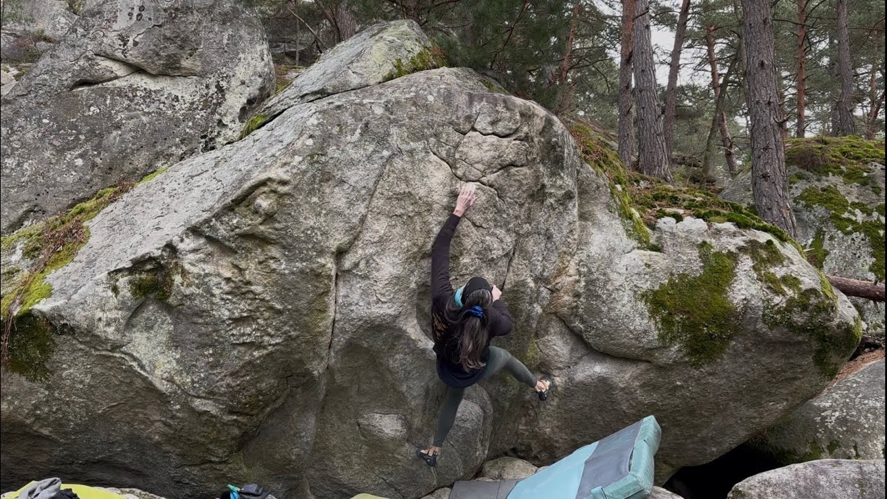 Le Petit Suisse - 7b+ in Font