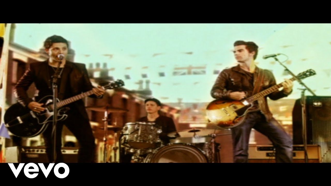 Stereophonics - Innocent (Official Music Video)