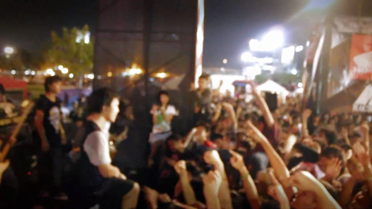 Annalynn Live AWY#5 (11.12.10)