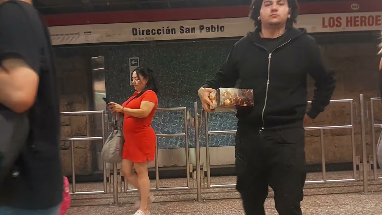 Metro de santiago linea 1 santa Lucía Estación Central 