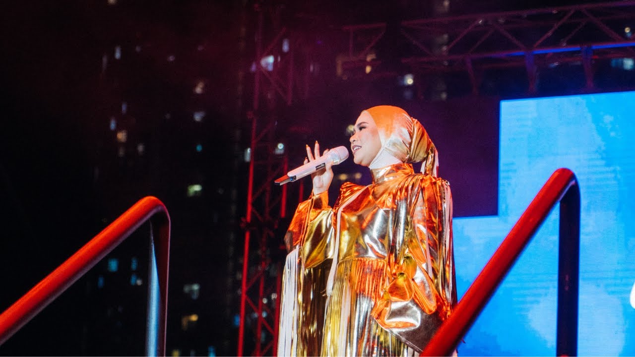 Aina Abdul - Live | Neon Dreams |  Music Festival Countdown 2024 | 31 December 2023