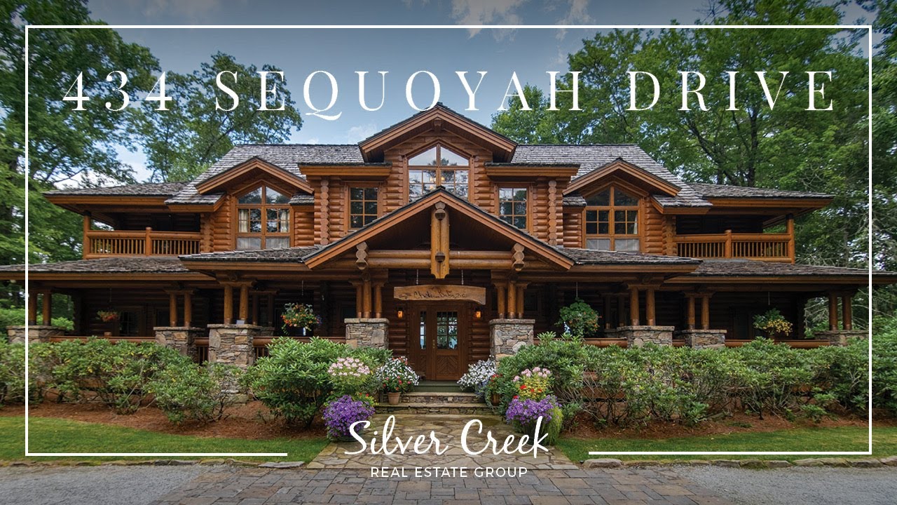 Custom-Built Lodge with Whiteside Views and Lake Sequoyah Access