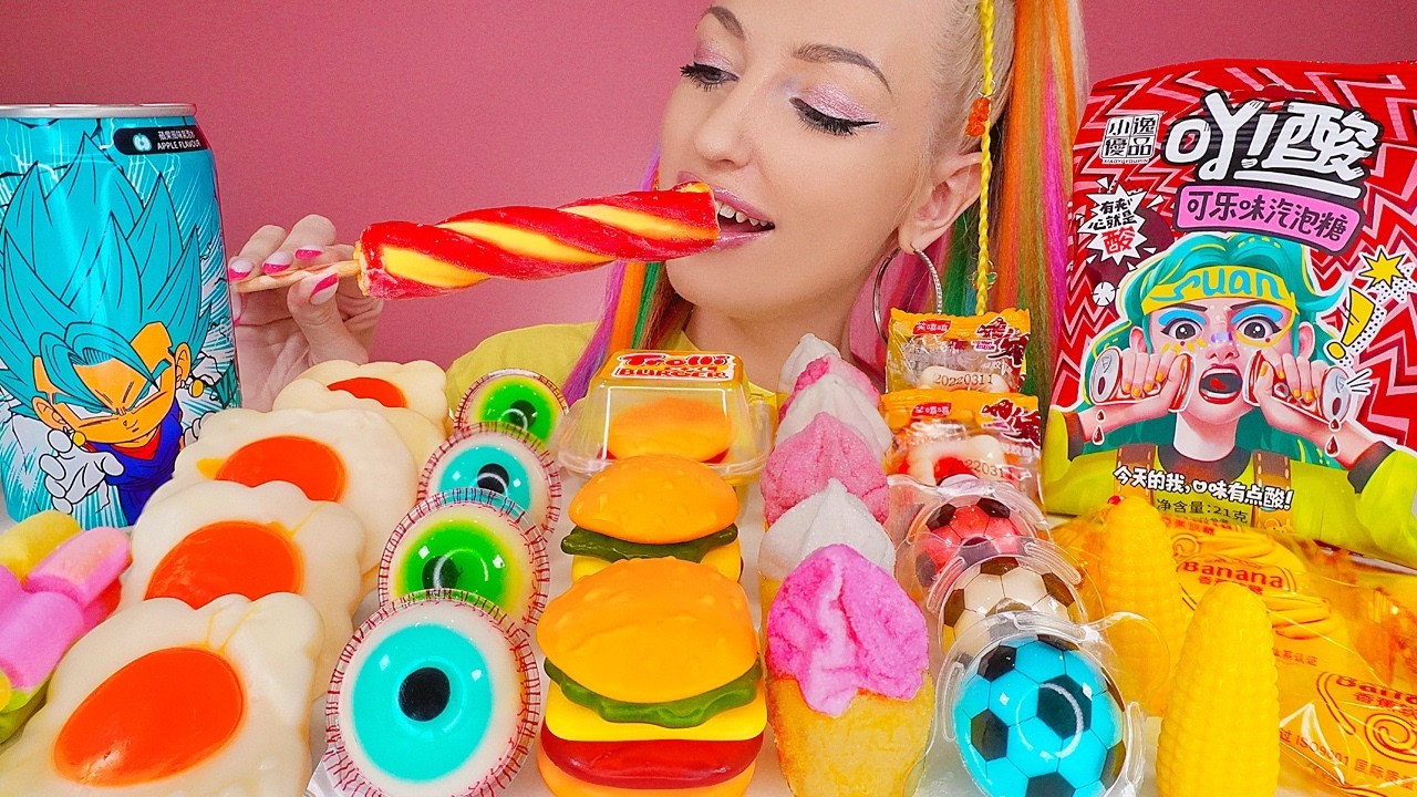 ASMR EATING CANDY, ICE CREAM, TROLLI BURGER, JELLY EYES, RAINBOW DESSERT, MARSHMALLOW MUKBANG 무지개 먹방