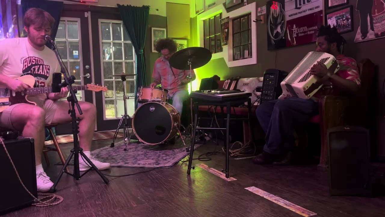 “Don’t think twice, it’s alright “ Bob Dylan cover.  Blue Mondays@The Neon Possum