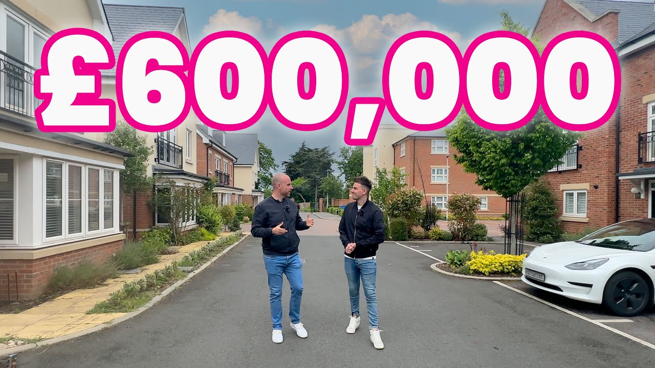 Touring a &pound;600,000 home in a gated development in Wokingham