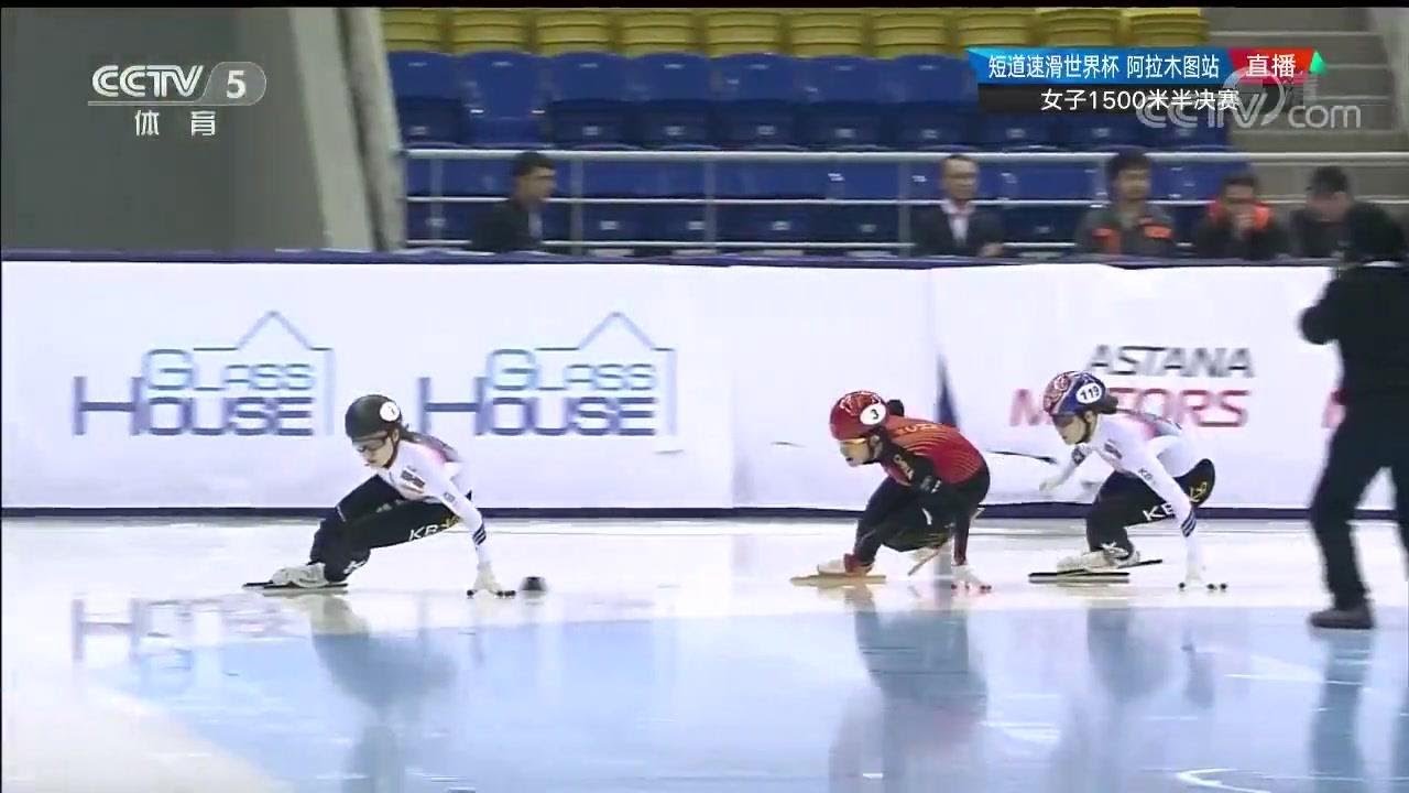 韩国下黑手拉拽中国运动员，最终自作自受被判犯规