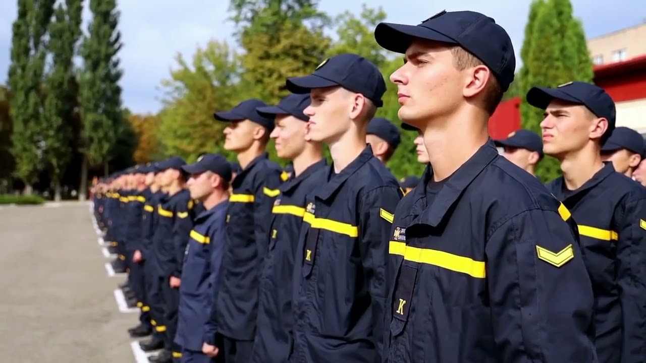 Складання Присяги служби цивільного захисту першокурсниками Черкаського інституту пожежної безпеки