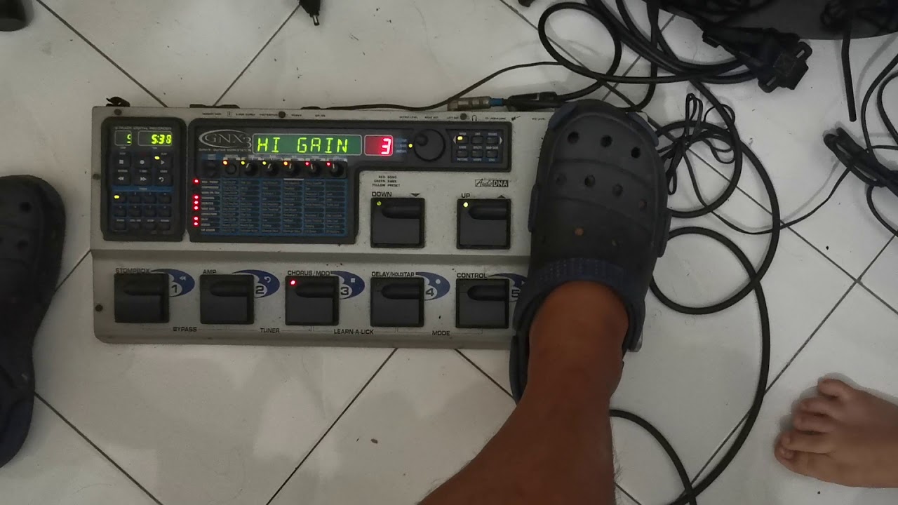 Old but still solid, digitech GNX3