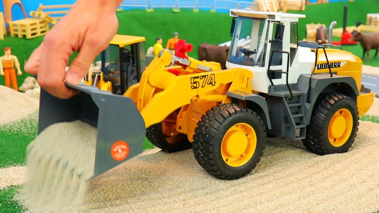 Rohrbau mit Abroll Container,Lastwagen,Bagger,Lkw und Baustellen Spielzeug von Bruder f&uuml;r Kinder