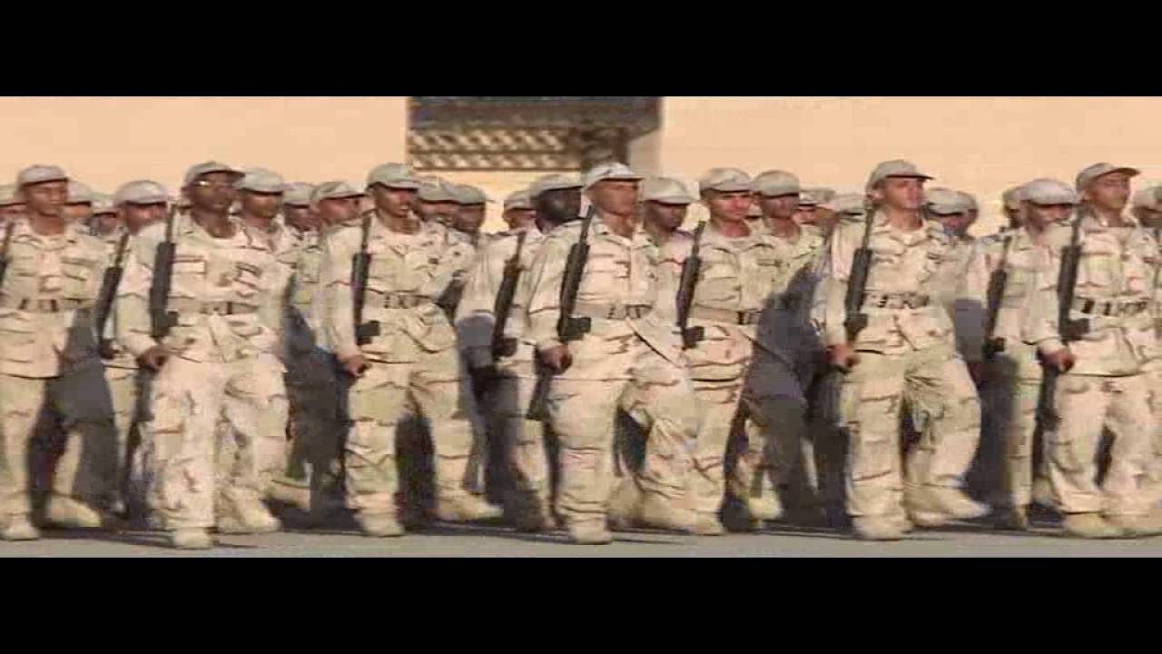 حفل تخرج مركز ومدرسة قوات الدفاع الجوي للفرد الأساسي رقم 124