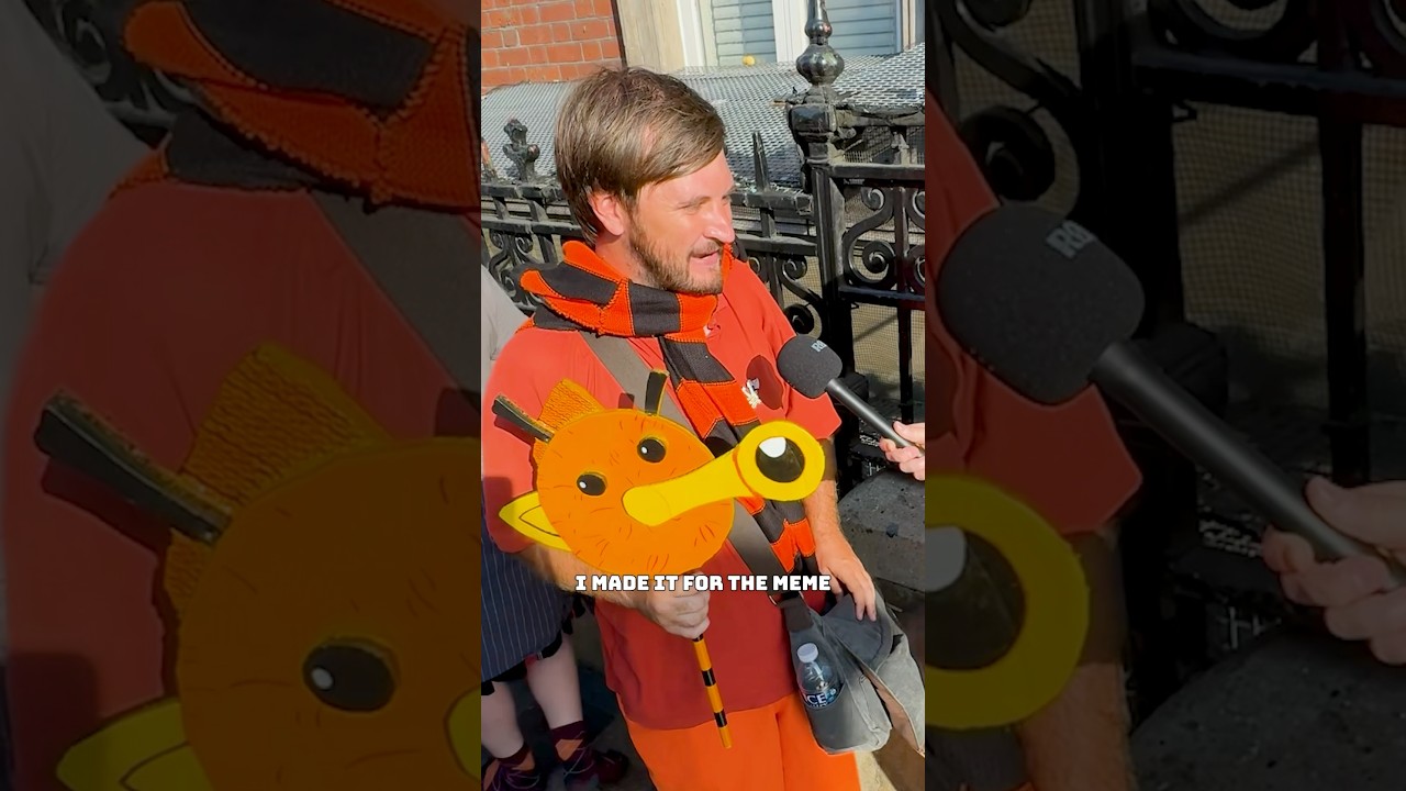 Эти фанаты &laquo;Доктора Кто&raquo; пришли в Галли Кэб в диких нарядах 👀