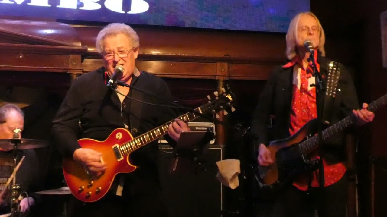 Walmann  Combo - Waiting for an Alibi
