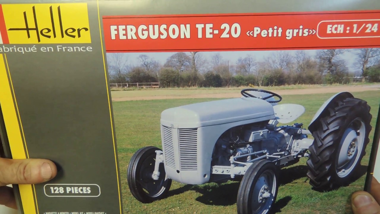 HELLER 81401 FERGUSON TE-20 Petit gris 1/24 РЕТРО ТРАКТОР Обзор содержимого коробки.