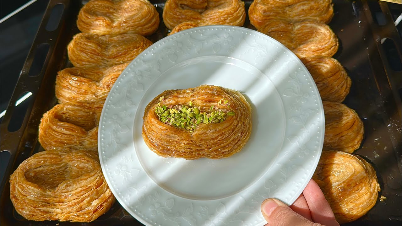 DÜNYANIN EN KOLAY BAKLAVASI😍OKLAVA YOK✋🏻HERKES BU TARİFİ YAPSIN😍