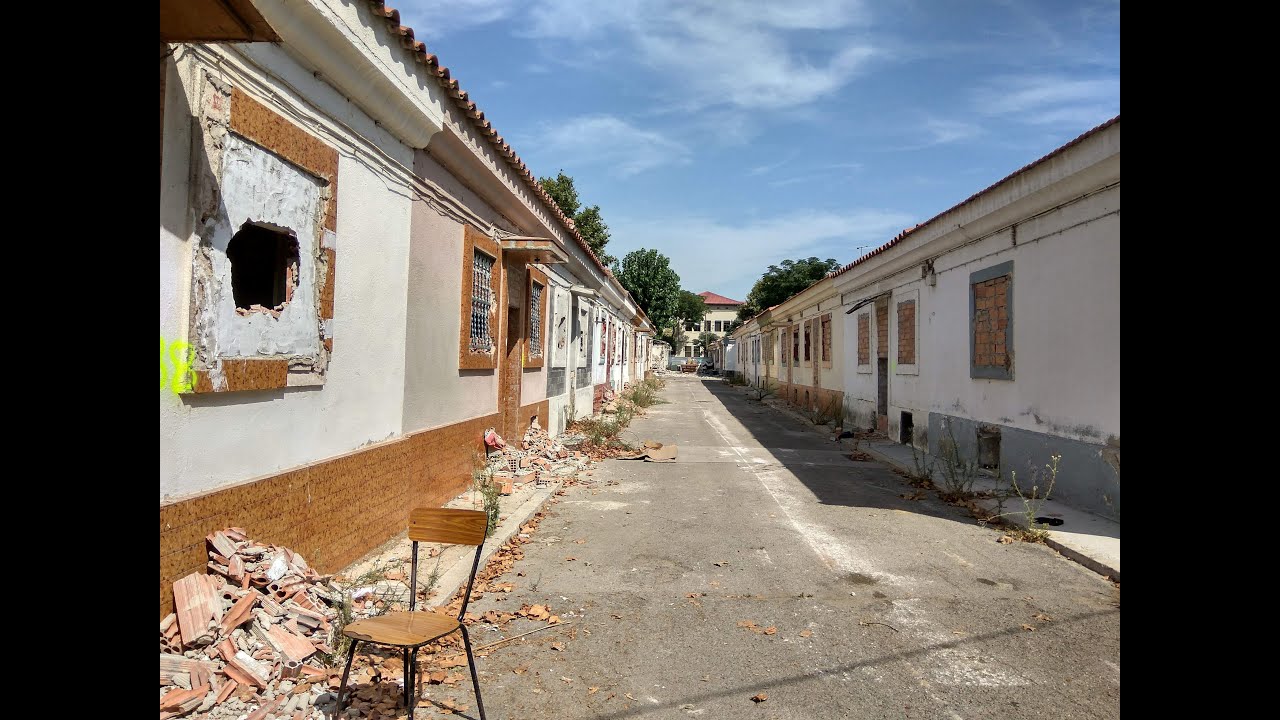 Esta casa no tiene calle (Casas Baratas, Bon Pastor)