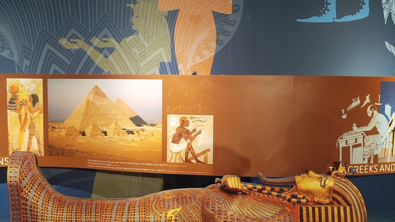 Visitando um museu de sapatos no Canadá(Bata Shoe Museum)