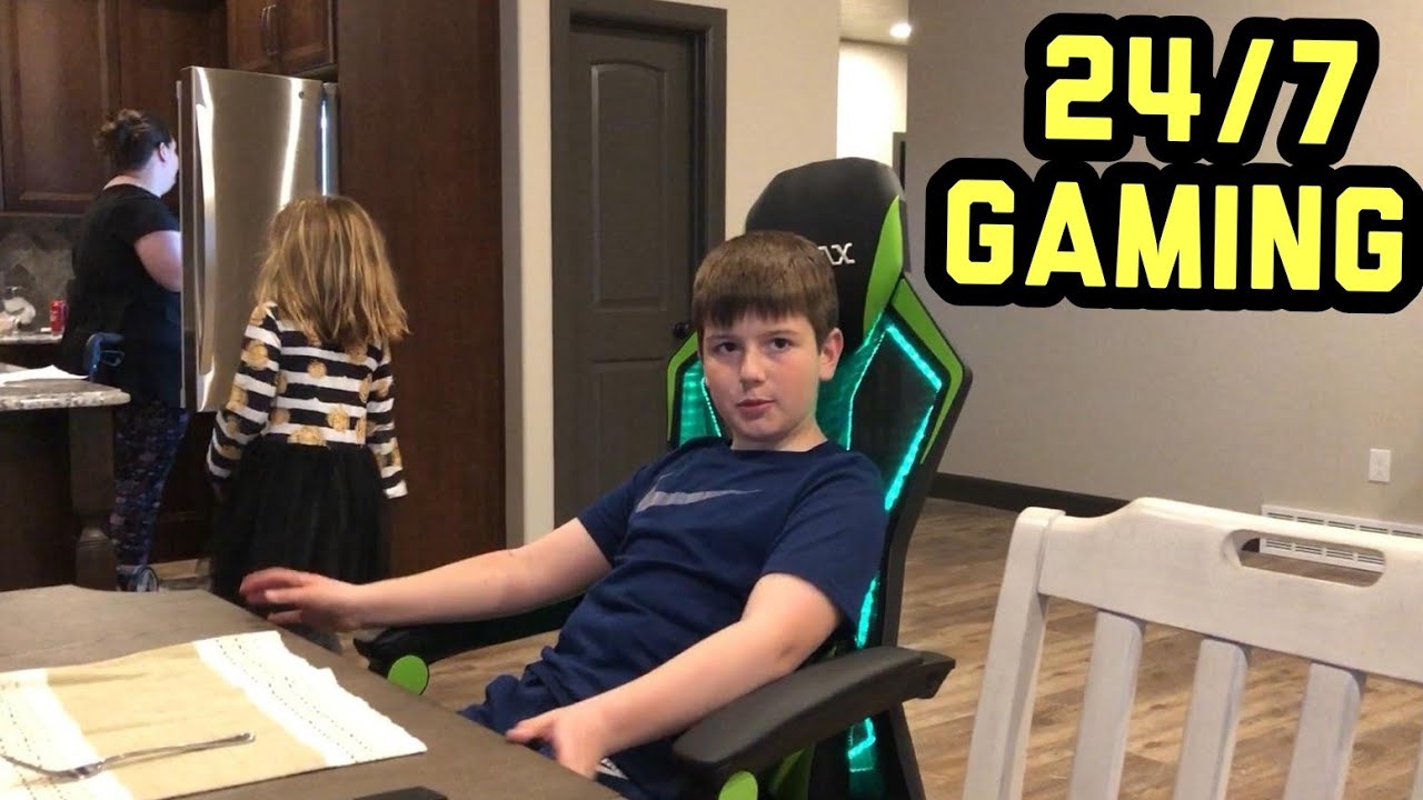 Kid Temper Tantrum Got A New Gaming Chair 💺 - Won't Ever Get Off It [Original]