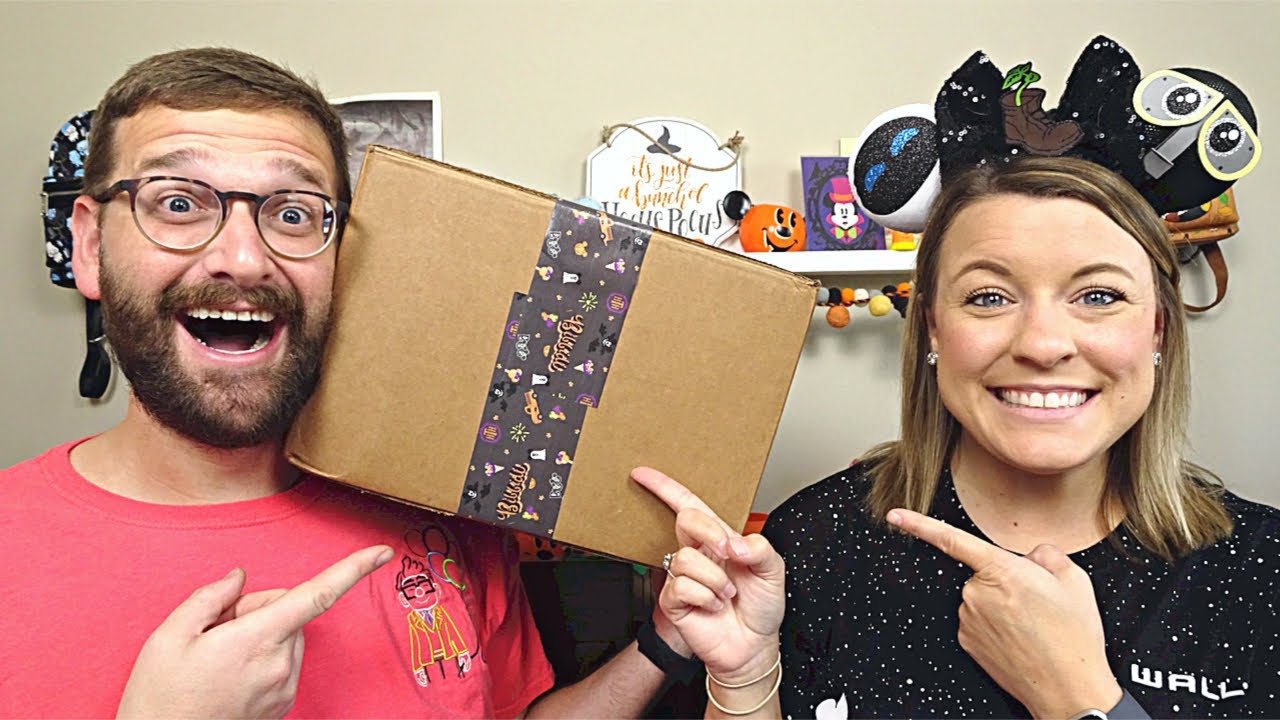 Wizards Vault Bibbidi Unboxing (with a touch of Disney!!) + Our Disney World Trip Announcement!!