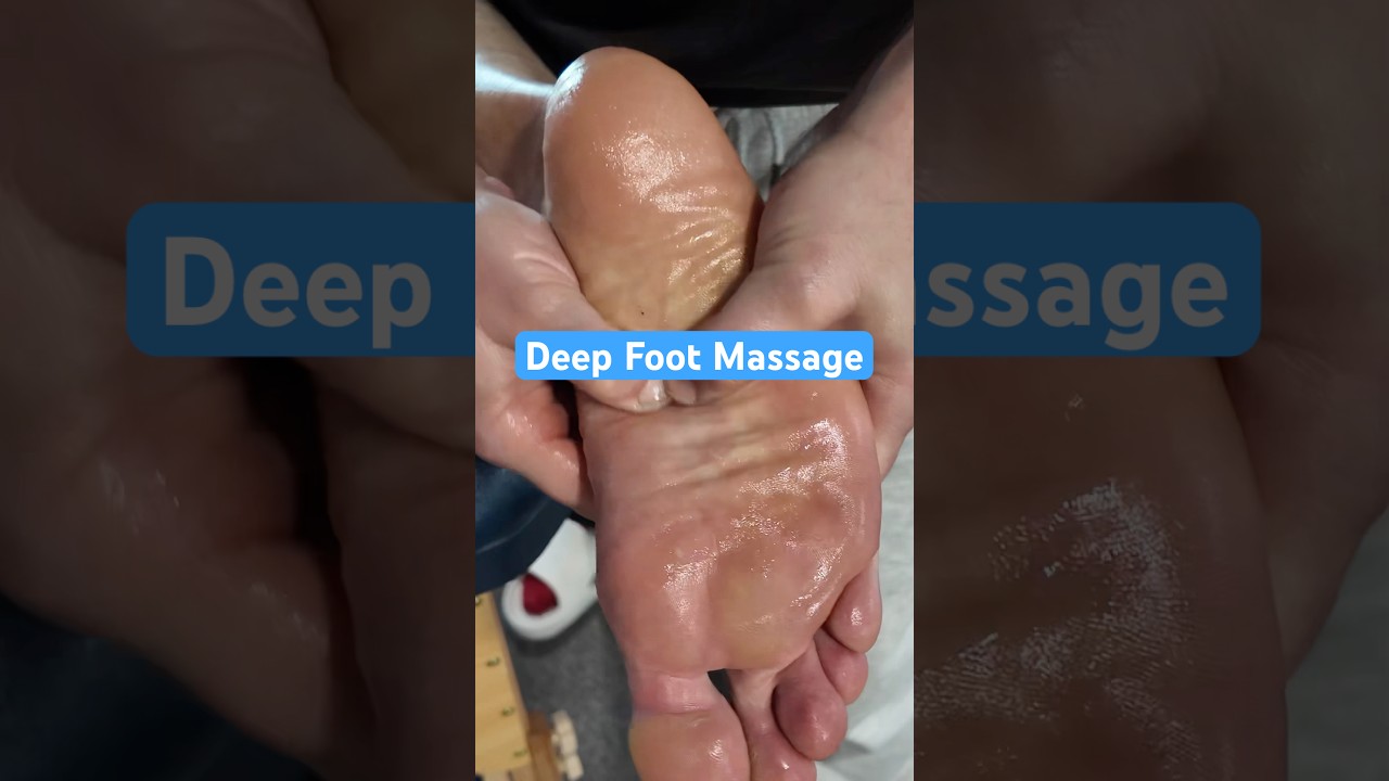 DEEP FOOT MASSAGE FOR PLANTAR FASCIITIS! #massage #footpainrelief #footmassage #plantarfasciitis