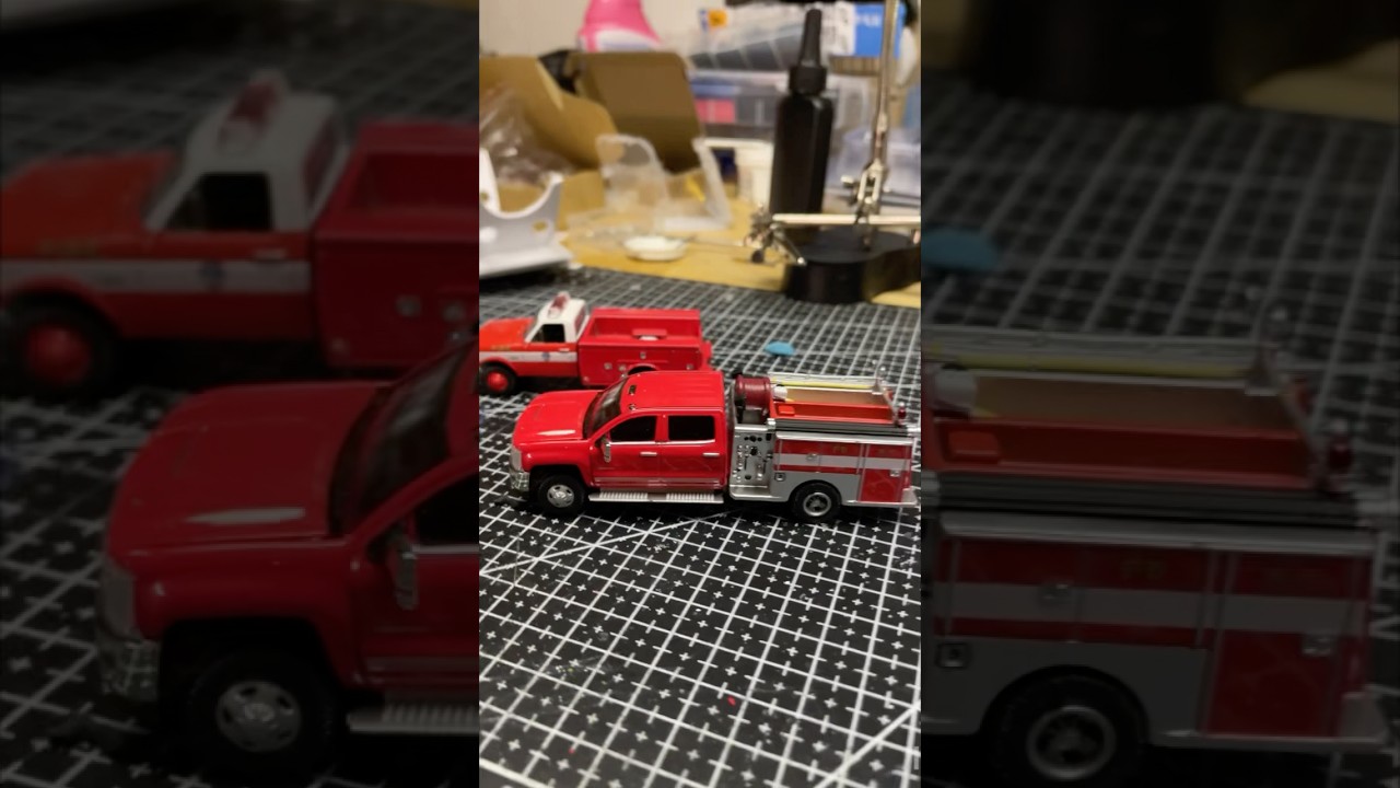Diecast KitBash!! Part 1 GreenLight 2018 Mini Pumper and 1987 Bush Truck 🚨#firetrucks #hotwheels