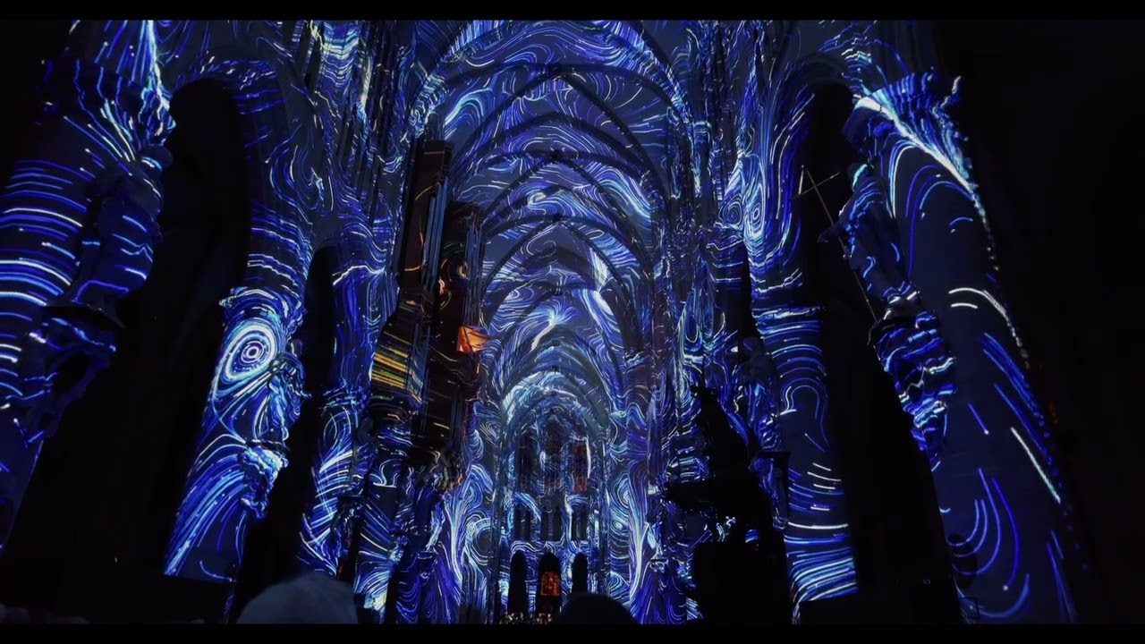 Spectacle son et lumière à la Cathédrale Saint Michel et Gudule à Bruxelles