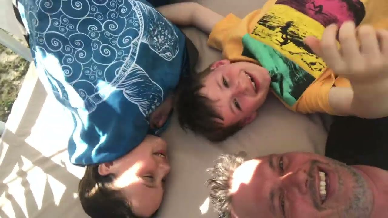 Vous venez avec nous Jeudi Montage de famille de notre dernier voyage. Cayo Largo, Cuba