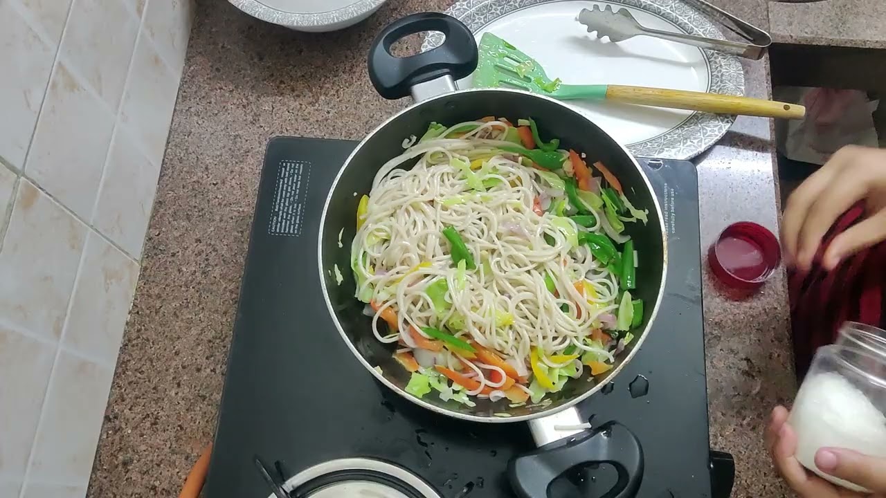 Veg Chow Mein Recipe | Street Style Chow Mein at Home | Easy Indo-Chinese