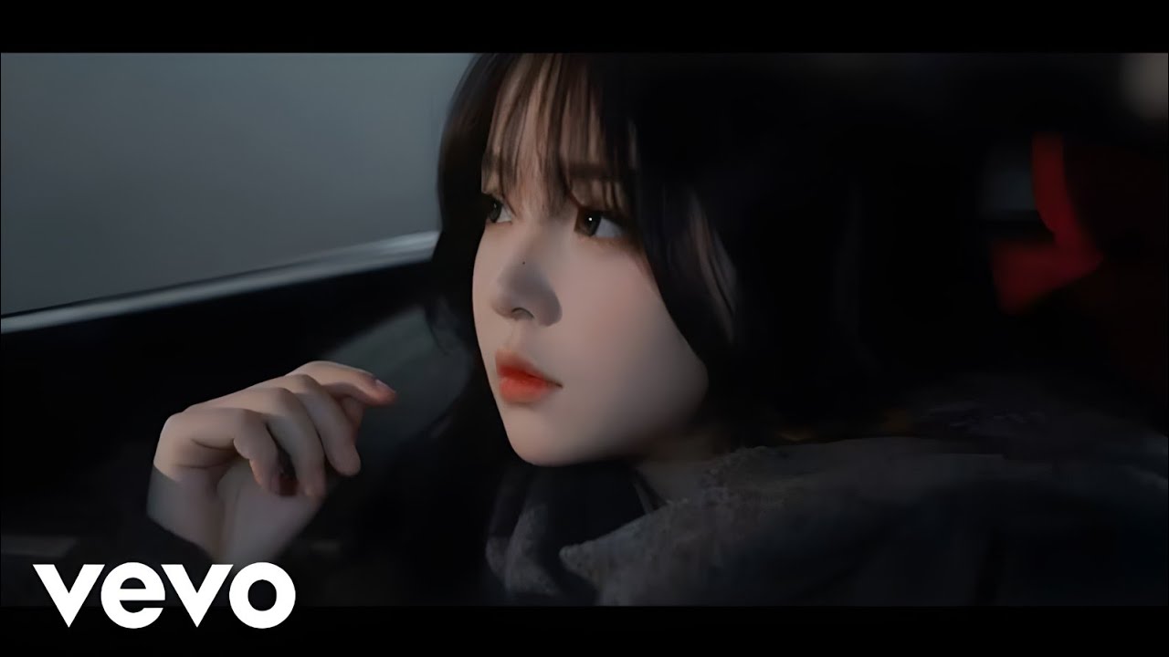 Alan Walker Style, Arvy Nacht - Bumble Bee (Official Music Video)
