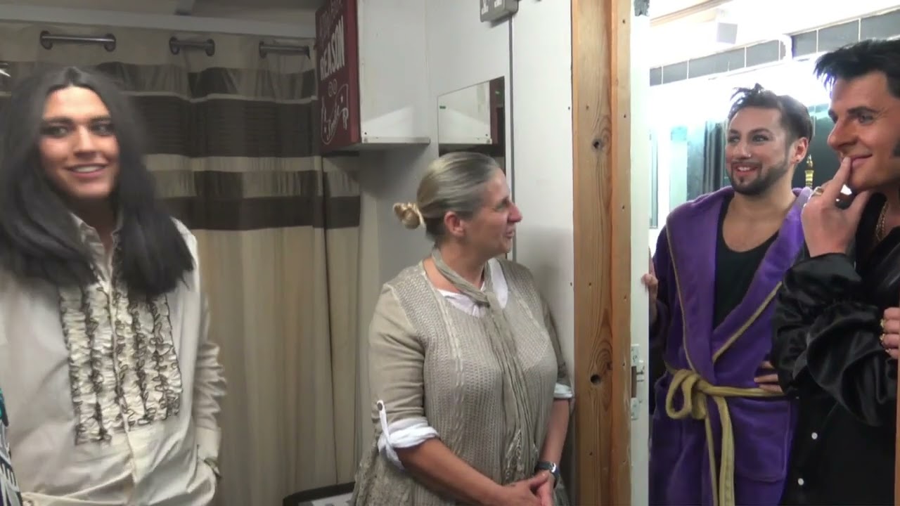 Kings & Queens back stage chat