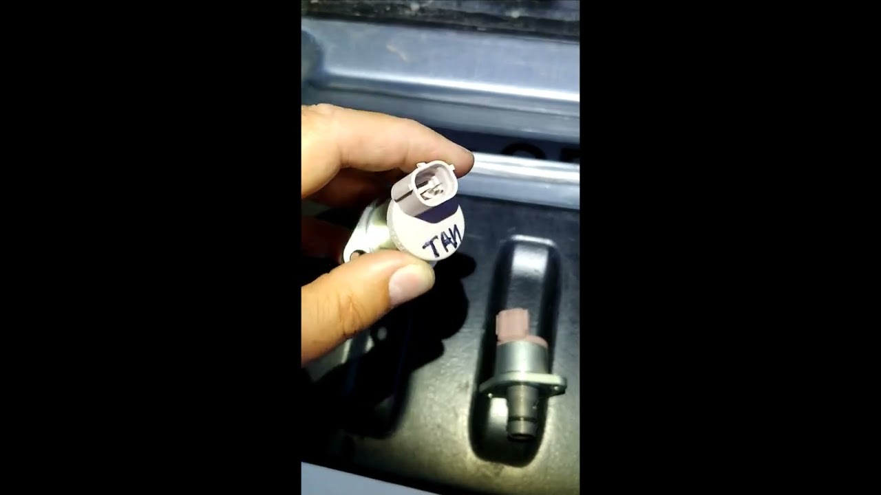 Сравнение клапана давления топлива MMC L200 1460A031 / 1460A037 разных производителей.