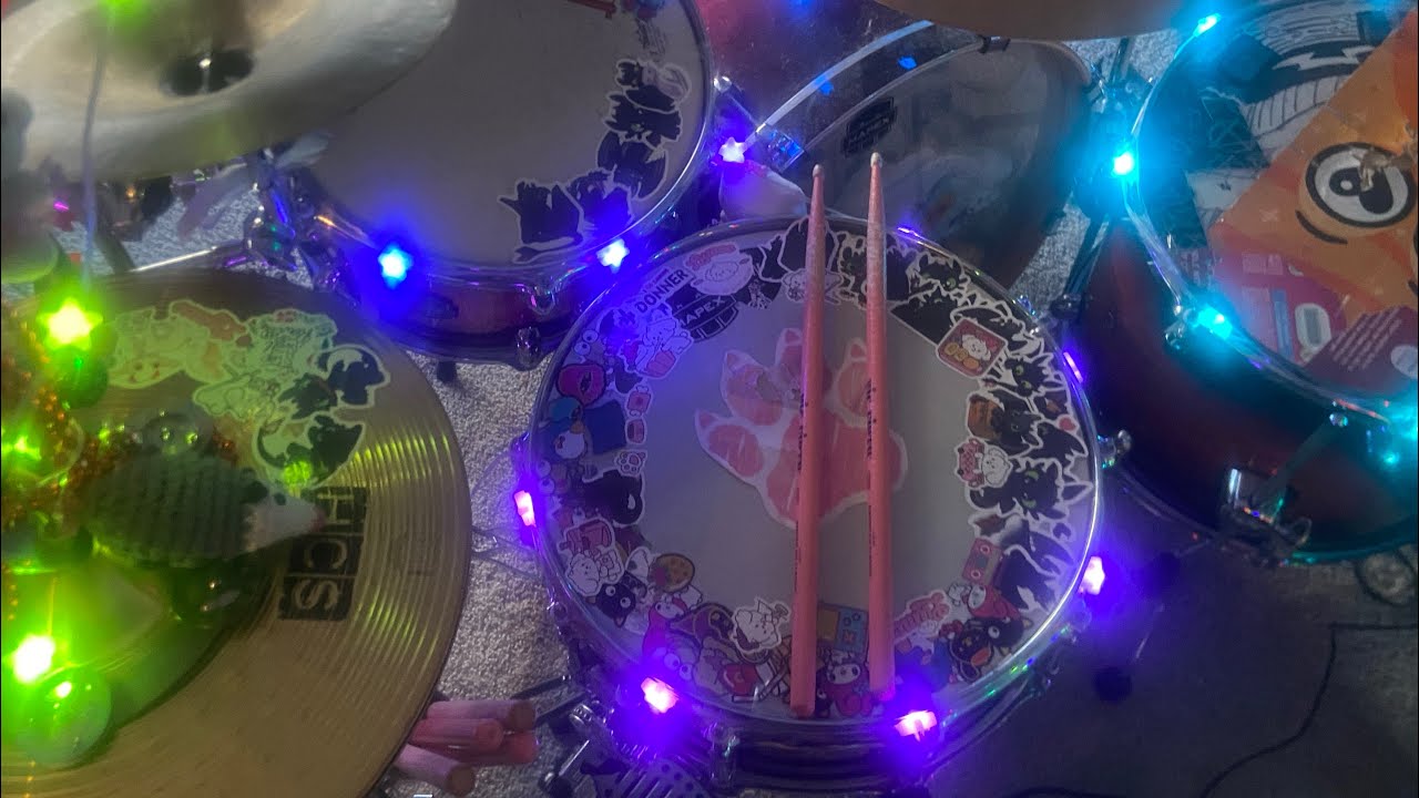 watch mi play drums^_^