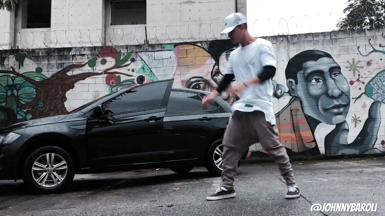 Parei o carro e quis dan&ccedil;ar