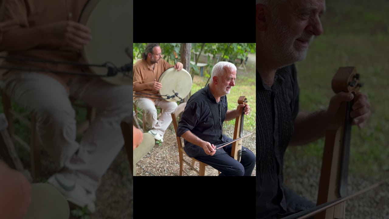 Ezmoce alb&uuml;m&uuml;m&uuml;zden Karkalaki adlı eseri sizler i&ccedil;in yeniden icra ettik 🙂🎼  #karadenizşarkıları