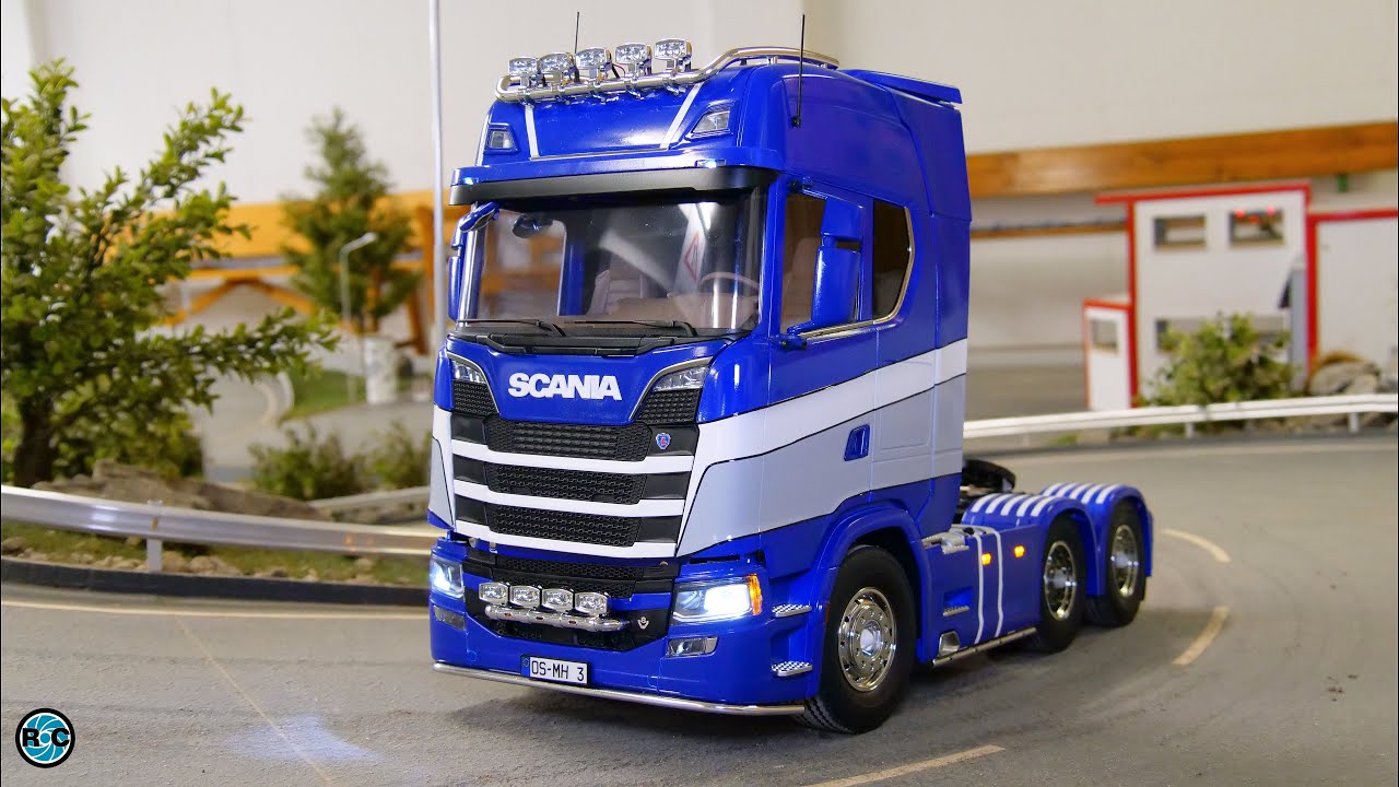 Tamiya 56368 Scania 770 S 6x4 1:14 & ServoNaut light sets