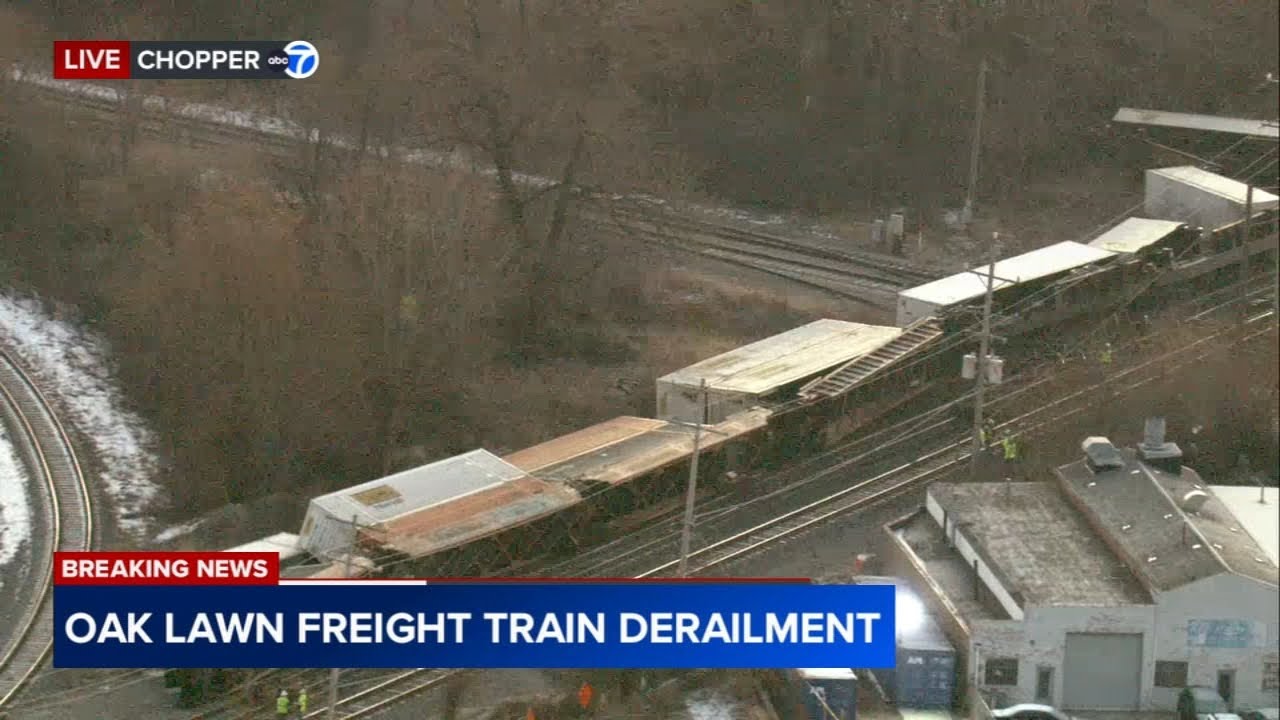 Metra SWS stops all trips after freight train derailment