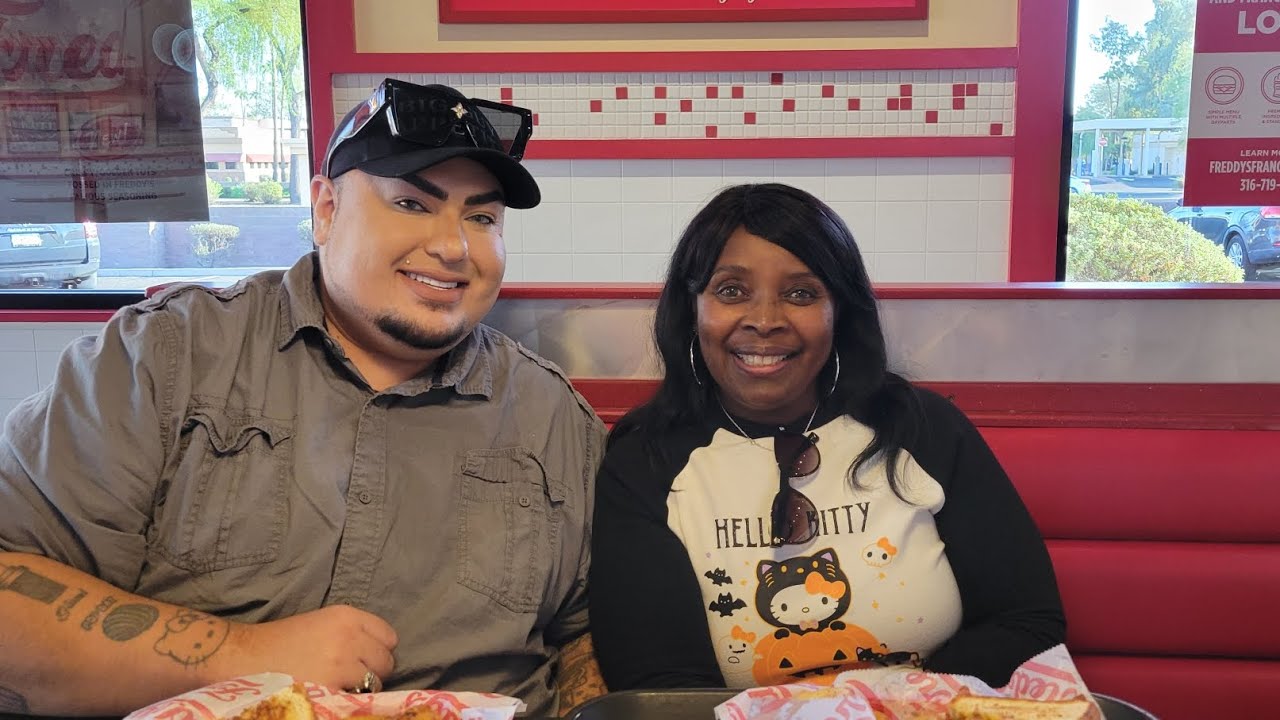 Having lunch with my bestie! @BigGuyAppetite🩷 and Omar🩷 (Throwback)