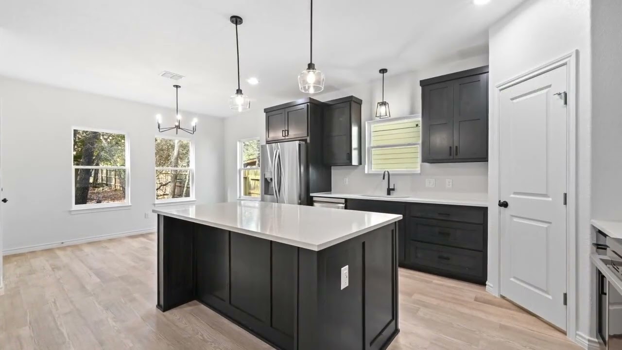 1 Happy Hollow Ln | Wimberley, TX |