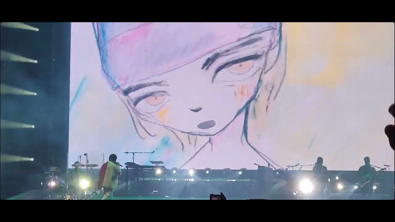 Mirror - Porter Robinson Nurture Together Live (HQ Audio)