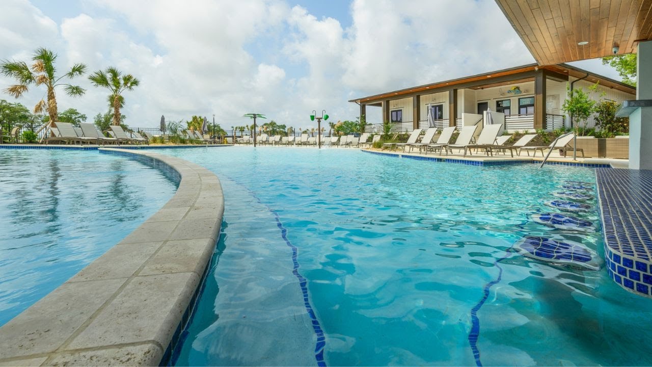 Gulfport Luxury RV Resort -  Mississippi Gulf Coast