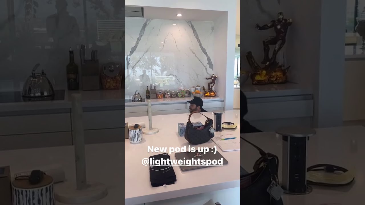 Hidden Floor in David's New House I Vlog Squad #24