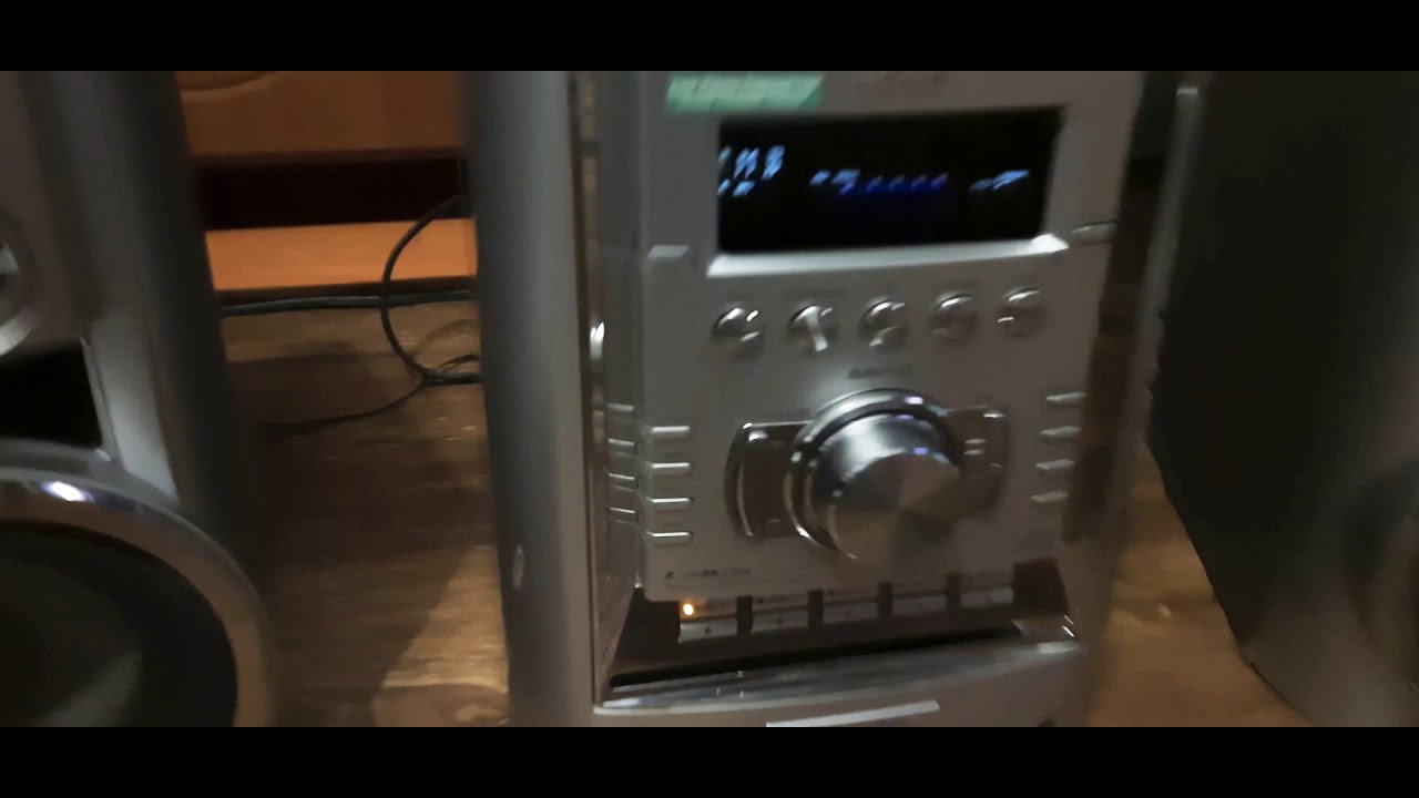 музыкальный центр Sony CMT-HP 7 с mp3