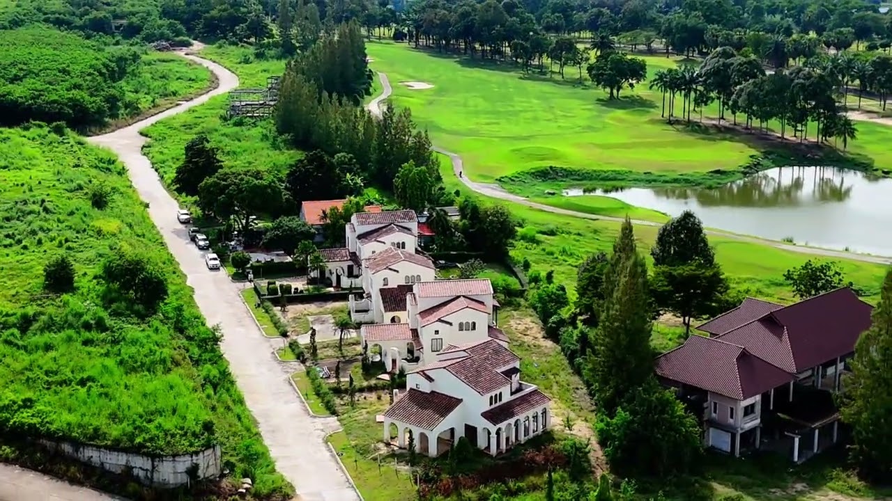 St. Andrews 2000 Golf Club × Rayong Green Valley Country Club
